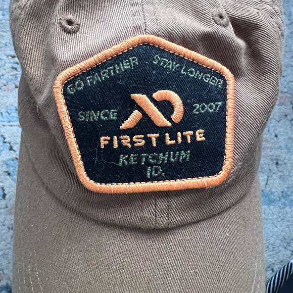 First lite hat - Picture 4 of 4